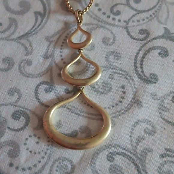 Fossil Gold Toned Chained Triple Teardrop Necklace - Picture 5 of 7
